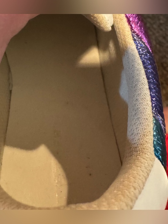 Kurt Geiger London—White/Rainbow Stripes Sneakers—Marked Sz 5–really a 6.5-7.5 - Picture 9 of 13